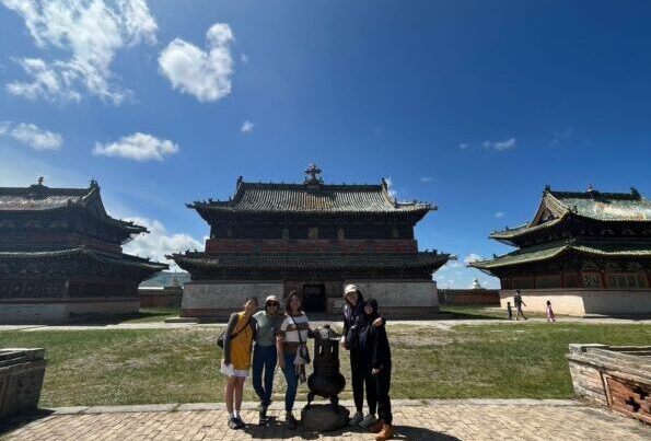 Kharkhorum Tour 4 days